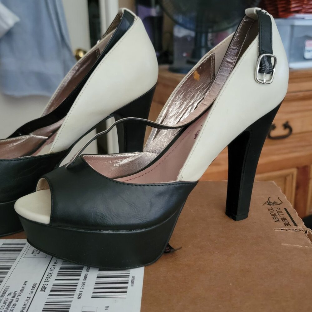 Pink & Pepper high heels